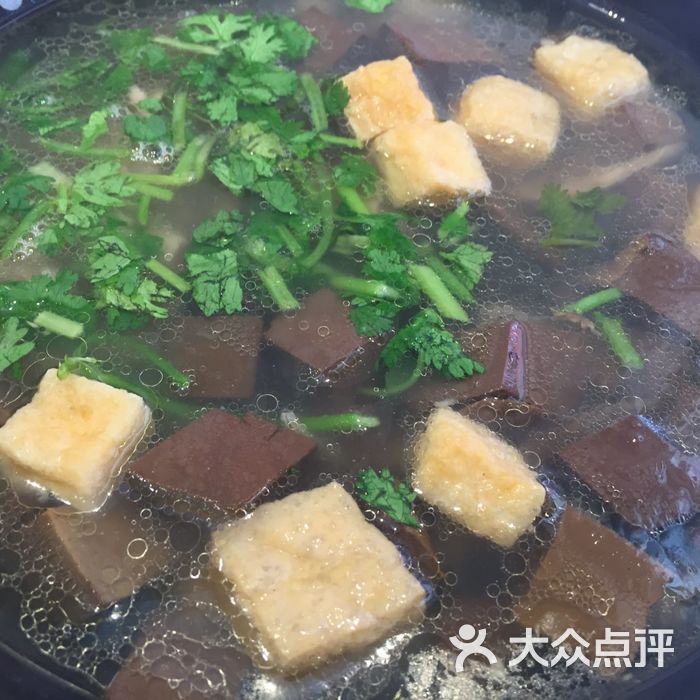 回味鸭血粉丝汤