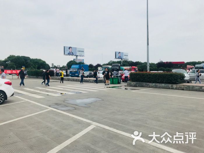 (新桥服务区)-停车场图片 - 第11张