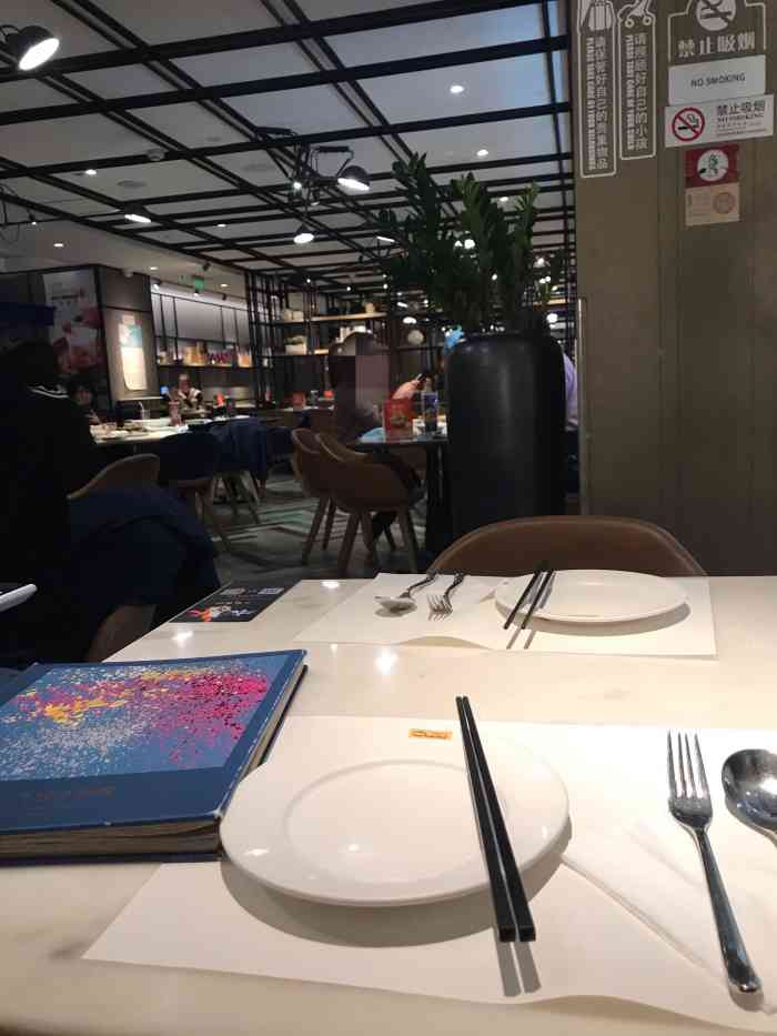 港丽餐厅西单大悦城店