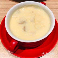 必胜客(欧亚新生活店)的酥皮奶油蛤蜊汤好不好吃?用户评价口味怎么样?