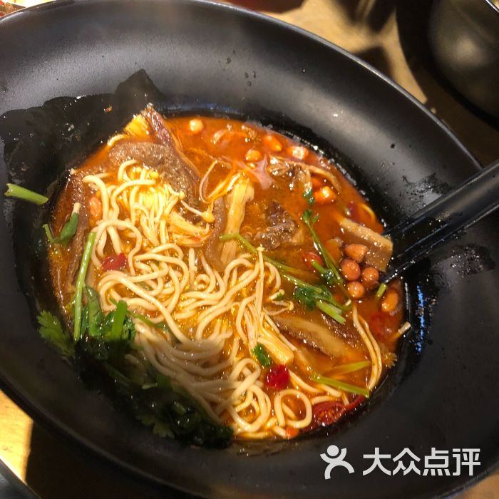 三千尺面馆(湖滨银泰in77店)麻辣牛肚面图片 第1张