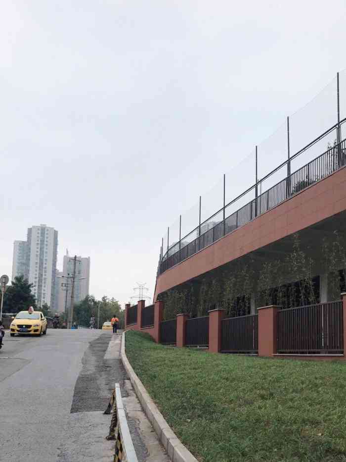 九龙坡区第一实验小学(燕南校区)-"九龙坡燕南校区的.