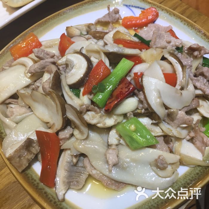 松茸炒肉