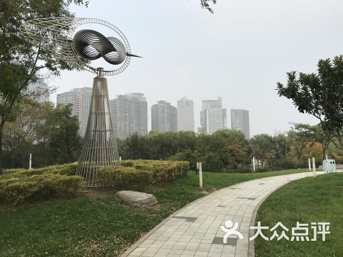 红白花公园图片 - 第17张