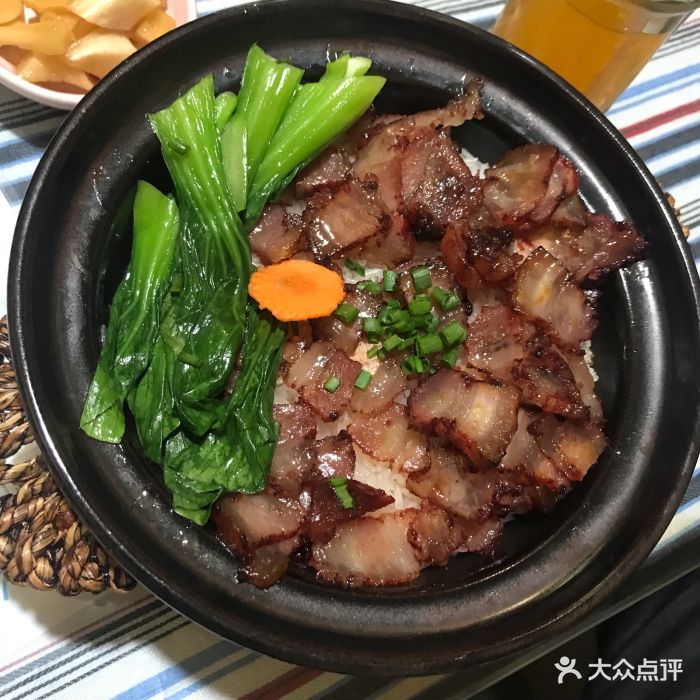 蜜汁叉烧煲仔饭