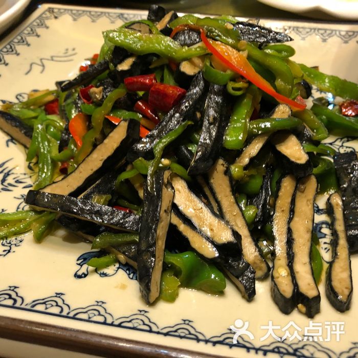 美食美客川湘菜·烤鱼小龙虾青椒炒臭干子图片-北京