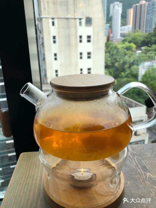 蜜桃柚子茉莉茶