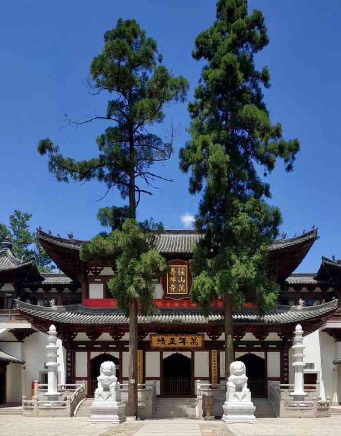 径山寺-"从杭州市区驱车前往余杭径山万寿寺大约需要.