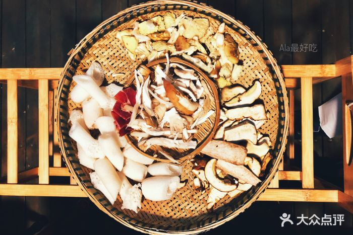 中和巷5号庭院餐厅野生菌火锅图片 - 第11张