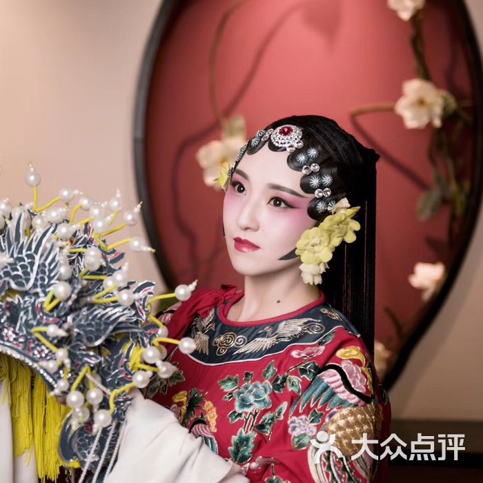 盘子女人坊古装写真摄影