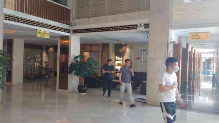 武汉梅园宾馆-"宾馆靠近同济医院,还是挺方便的,不过.