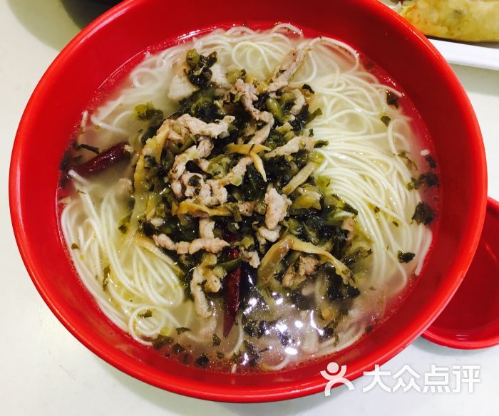 雪菜笋丝肉丝面
