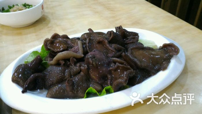 巴江水养生火锅食府(龙头寺店)牛肝菌菇图片 第5张