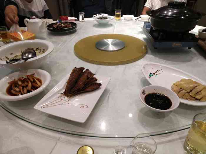 930私房菜(灵石路店)-"同事生日,在里面开了一桌.十五