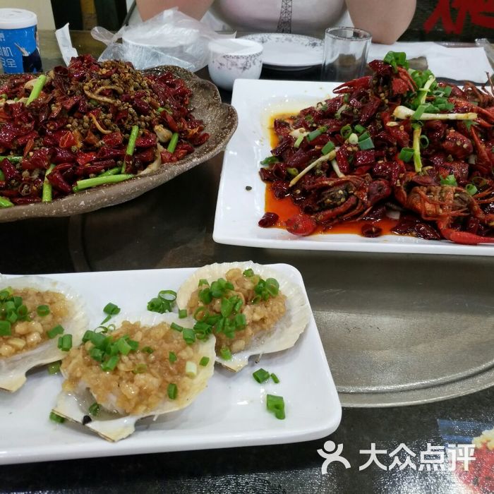 稀饭村海鲜大排档小龙虾江湖菜