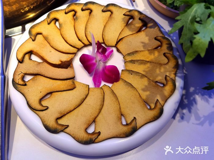 周师兄重庆火锅(kk mall直营店)牛肝菌图片