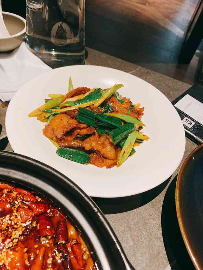 麻六记(丽泽天街店"丽泽天街开业,超火爆的川菜麻六记也入驻了.
