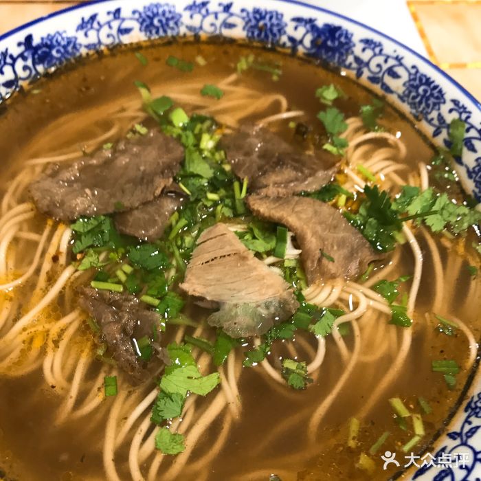 干切牛肉拉面