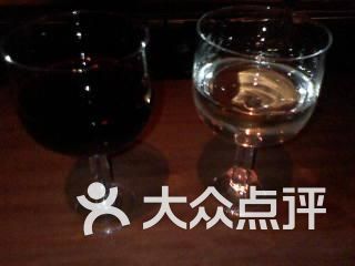 银泰秀酒吧人均消费_酒吧图片喝酒真实照片(3)