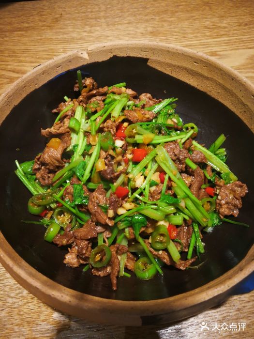 小炒牛肉