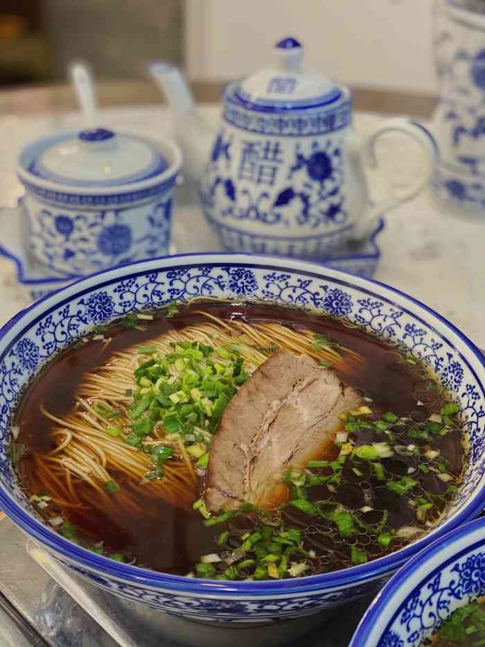 伟记奥面馆(养育巷店)-"「五香牛肉面」:牛肉面77一份08的浇头一.