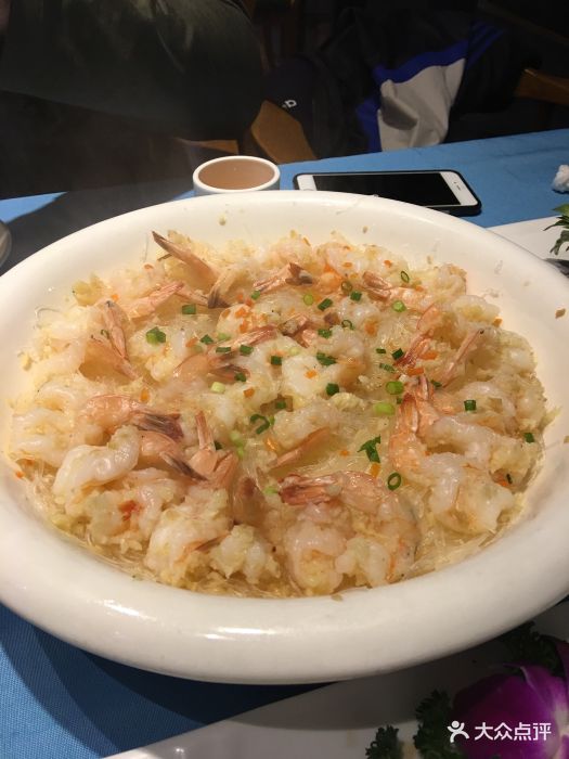 蒜蓉粉丝蒸汉虾