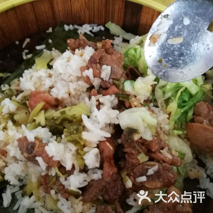 鲜竹叶蒸笼饭