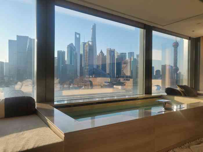 上海外滩悦榕庄酒店-"全景玻璃窗,晚上看夜景view超棒