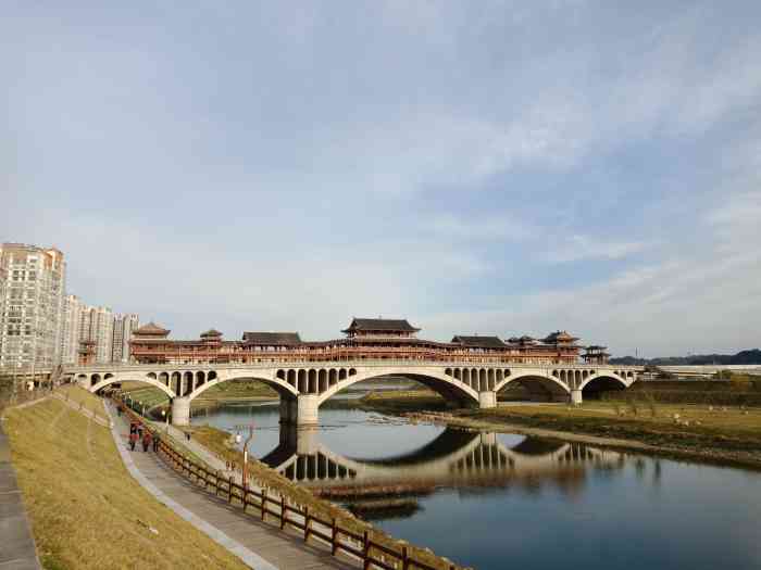 凯江廊桥-"三台,梓州,古代中国重要城市.凯江蜿蜒.