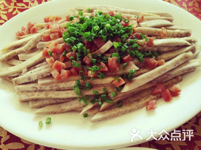 腊味蒸芋丝