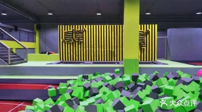 空气工厂蹦床馆(北郊店)