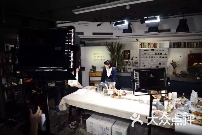 德信摄影器材(南冠摄影灯光实体店)图片 - 第2张