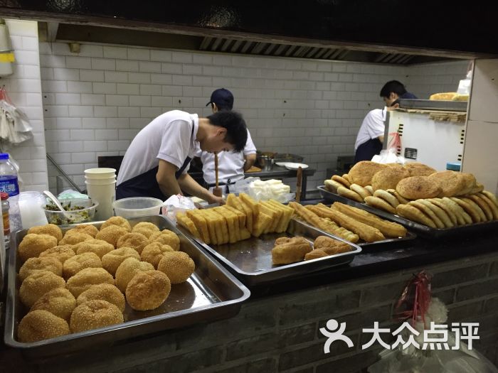 阿文夜市豆浆油条店图片 - 第9张