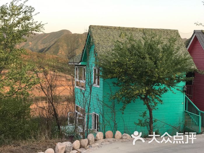 七彩山庄图片 第5张