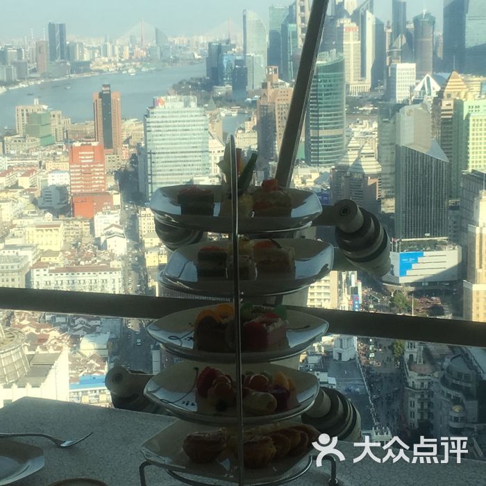 上海新世界丽笙大酒店旋景餐厅