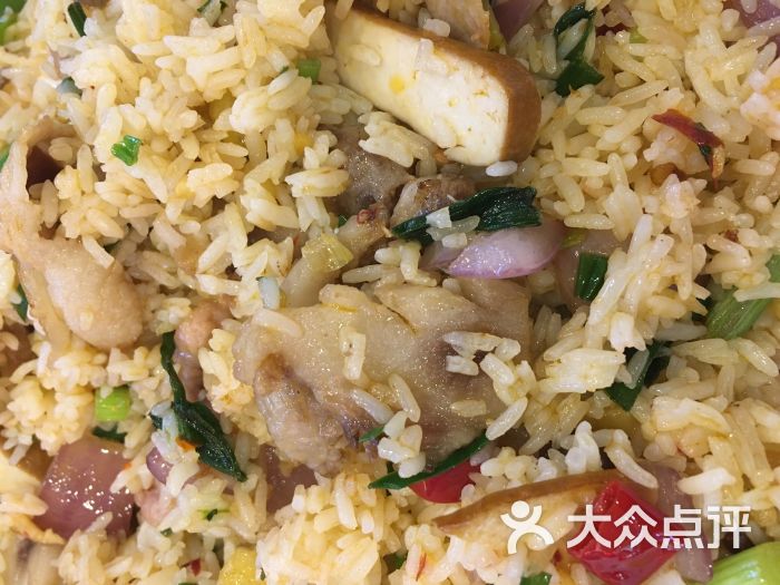 盐煎肉炒饭