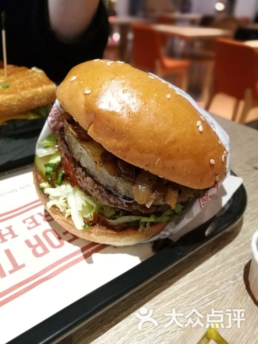 照烧凤梨牛肉特堡