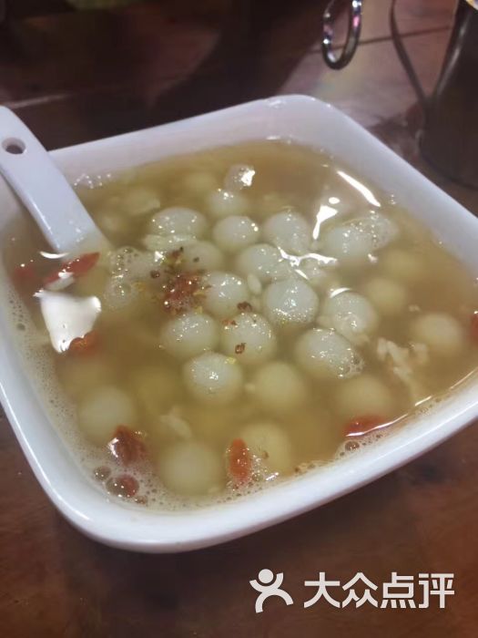 佬麻抄手(洪崖洞店)-醪糟小汤圆图片-重庆美食-大众点评网