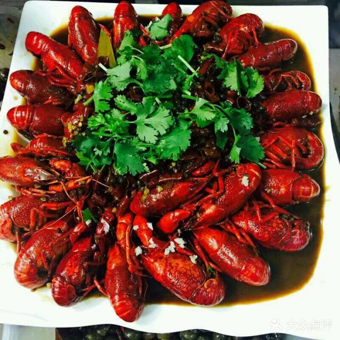 龙江味道彪子羊腿羊排-麻辣小龙虾图片-三河市美食