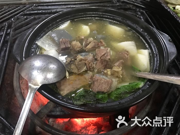 清汤牛肉锅