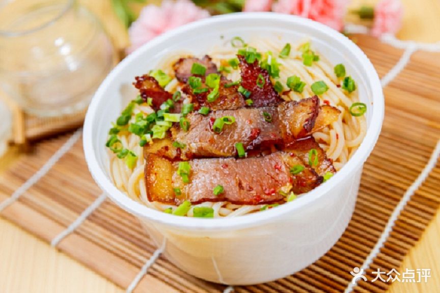 干腌腊肉米粉