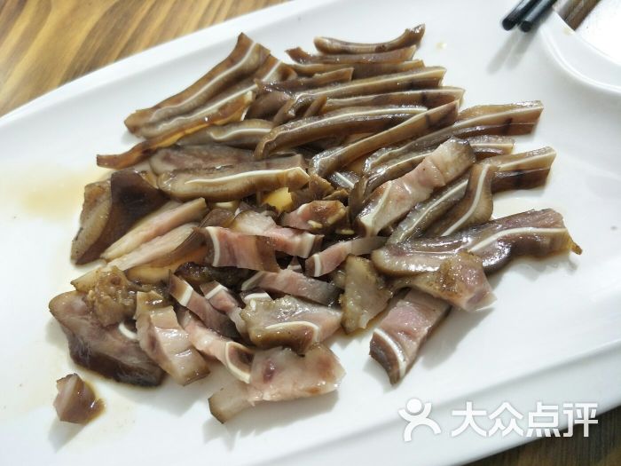 白切猪耳朵