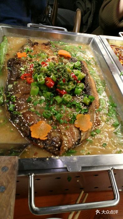 roast fish 鱼谦脆皮烤鱼(软件园店)椒麻小金钩鱼图片 - 第1张