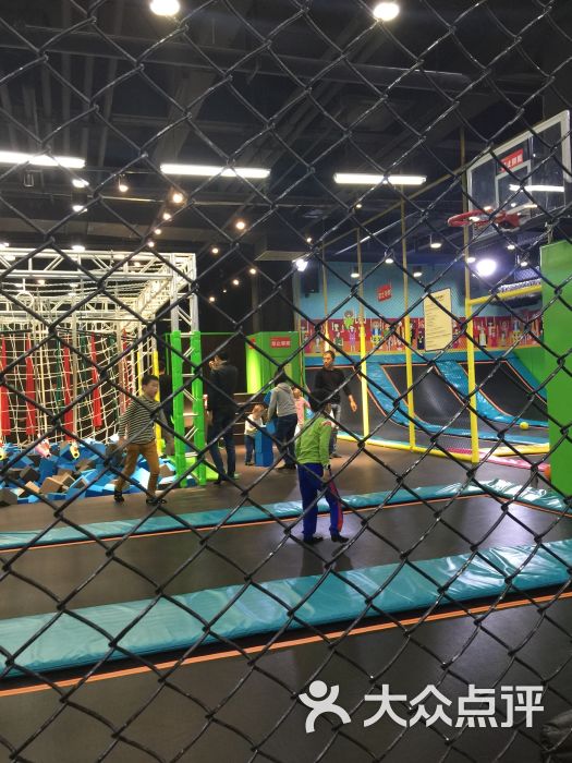 酷跳蹦床主题公园(龙华店)-图片-深圳休闲娱乐