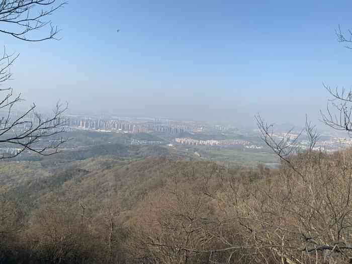紫金山山顶公园-"紫金山是南京最高的山,登山路线有种