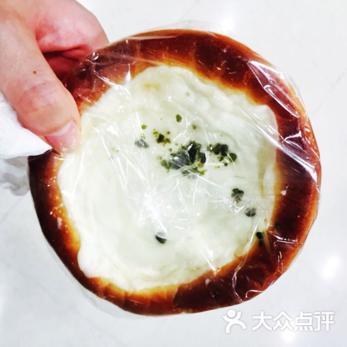 莉莲蛋挞(南京东路第一食品)-鲜奶酪布里欧面包