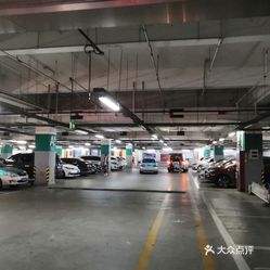 天津西站停车场