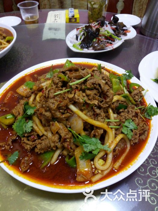 白记爆炒牛犊肉羊羔肉-爆炒牛犊肉图片-兰州美食-大众