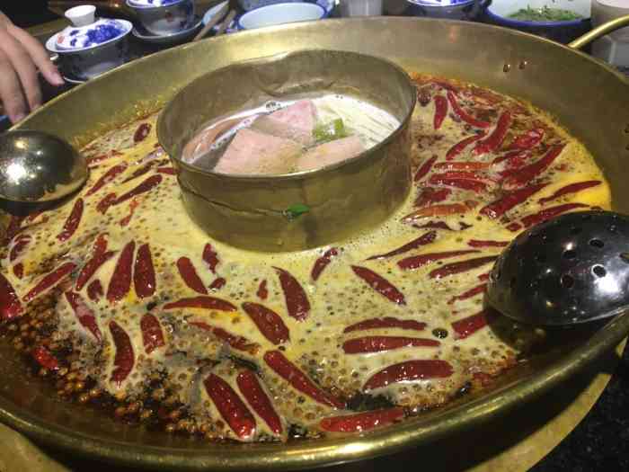 半城正宗重庆火锅
