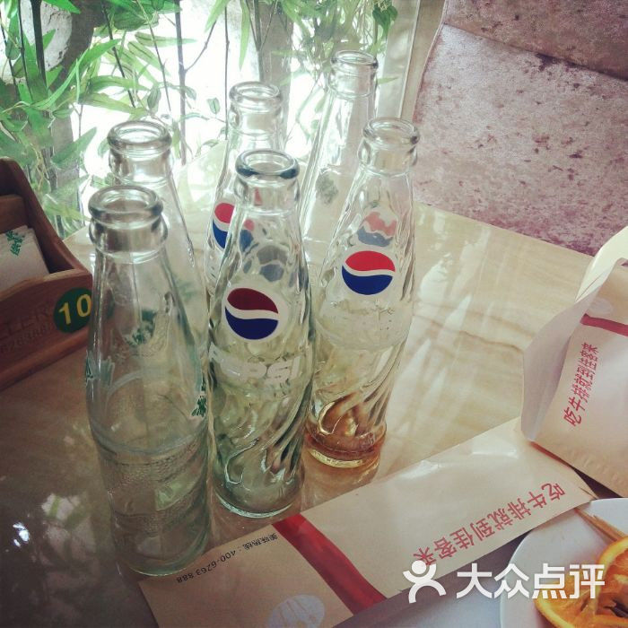 汽水!就爱这种玻璃瓶儿的,倍儿爽